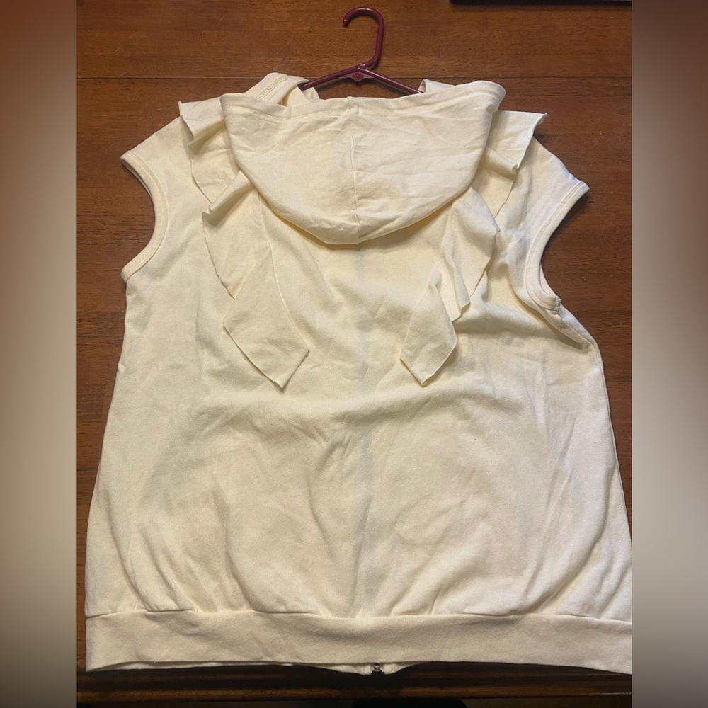 easel Cream Hooded Sleeveless Ruffled Sweatshirt - Picture 6 of 8